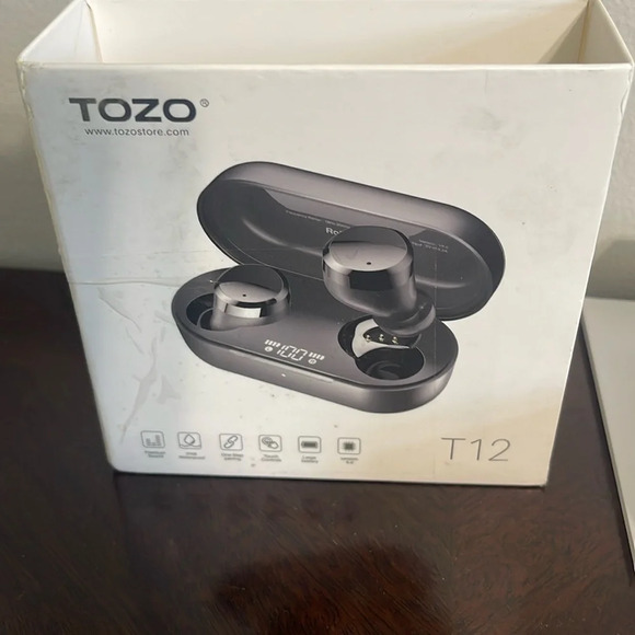Tozo T12 Rose Gold Earbuds wireless headphones waterproof - Picture 1 of 4